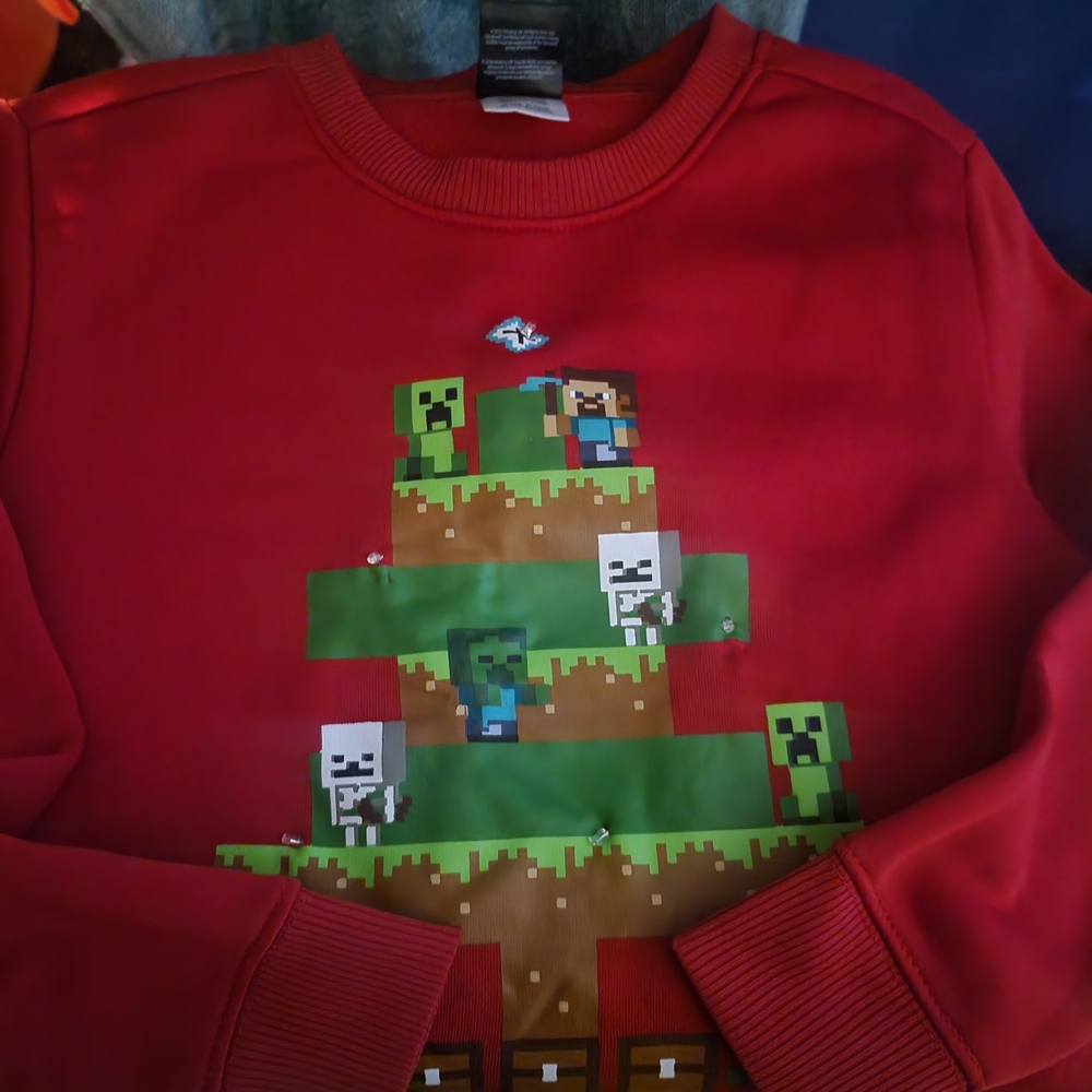 MAD Engine - Minecraft Light Up Sweater - Kids
